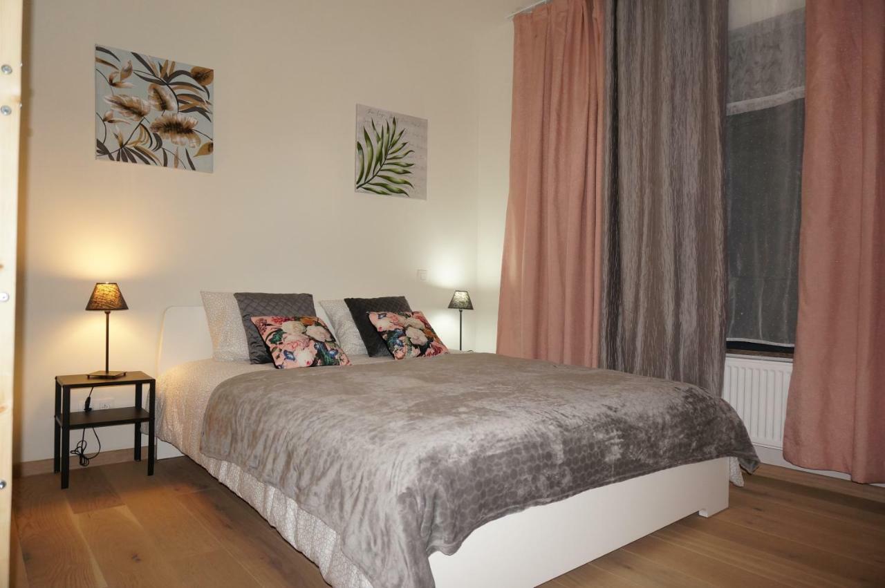 Brial Apartment 2 Bedrooms, Антверпен Екстер'єр фото
