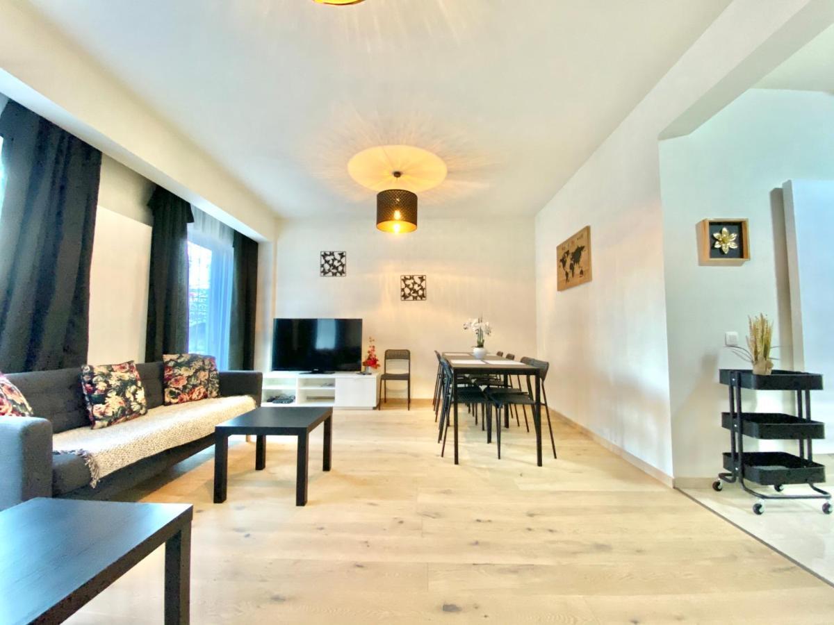 Brial Apartment 2 Bedrooms, Антверпен Екстер'єр фото