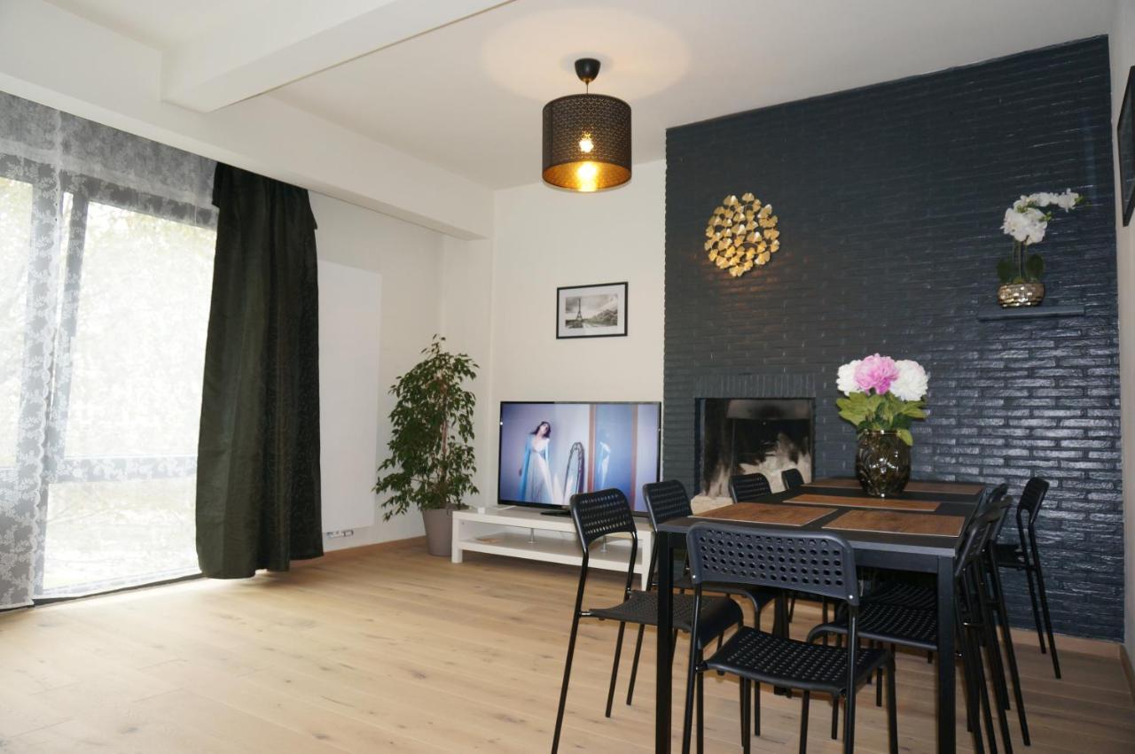 Brial Apartment 2 Bedrooms, Антверпен Екстер'єр фото