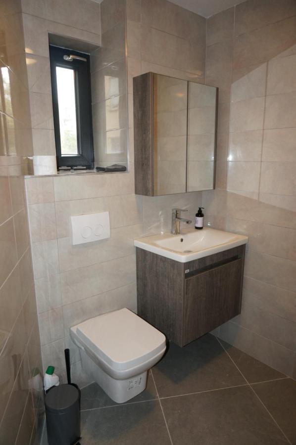 Brial Apartment 2 Bedrooms, Антверпен Екстер'єр фото