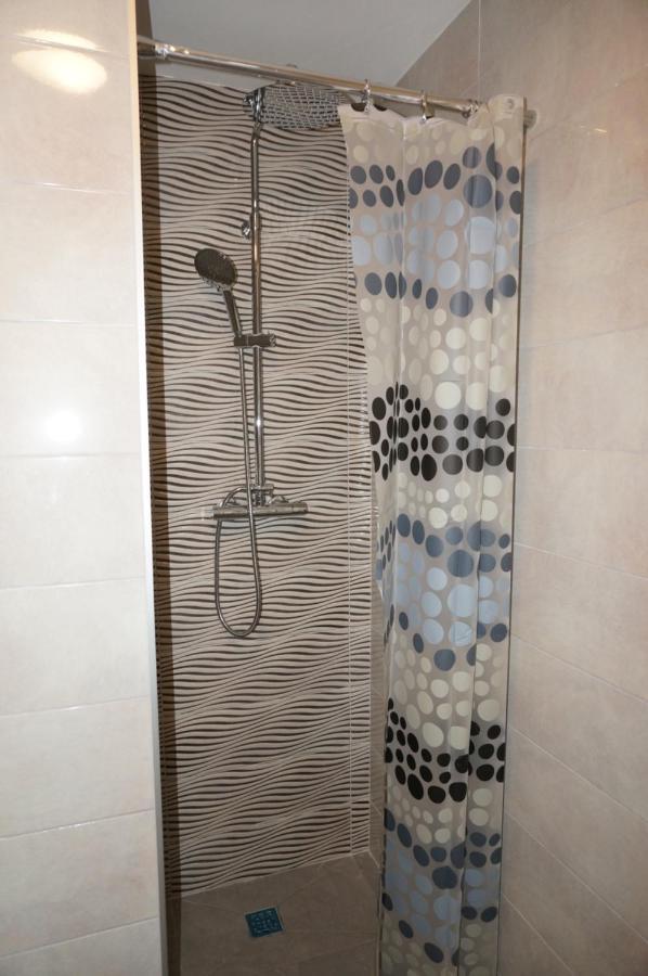 Brial Apartment 2 Bedrooms, Антверпен Екстер'єр фото